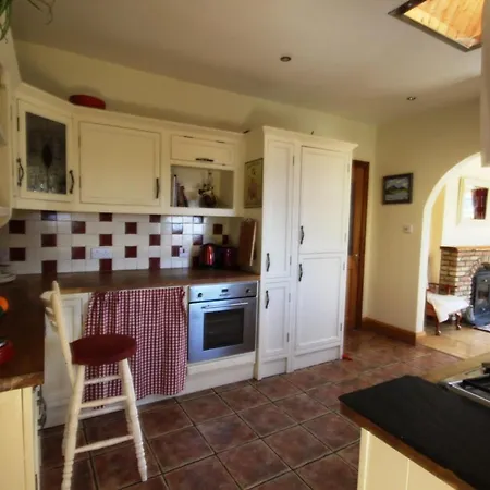 Molly's Cottage, * Furbo